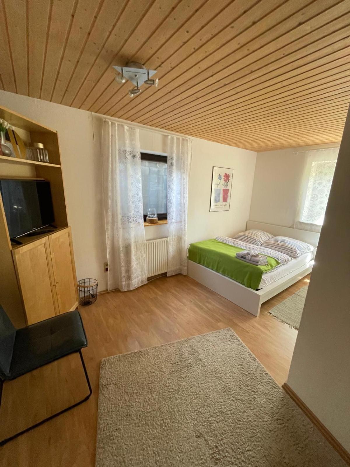Gemuetliche Wohnung Am Tor Zum Schwarzwald Nagold Exterior photo